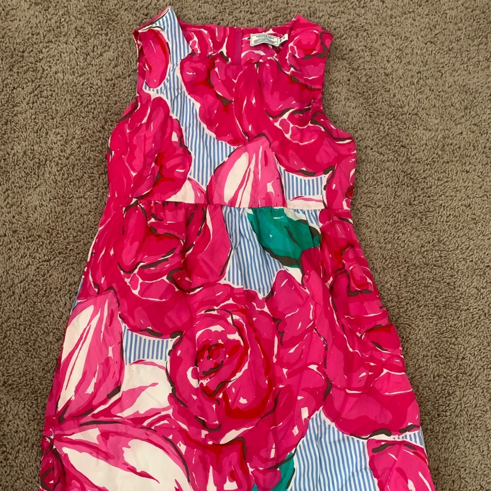 vineyard vines derby dress